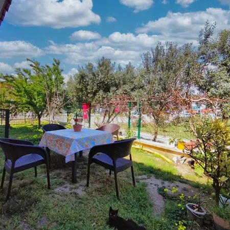 Enjoy Albergue Çeşme