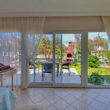 Albergue Enjoy Çeşme